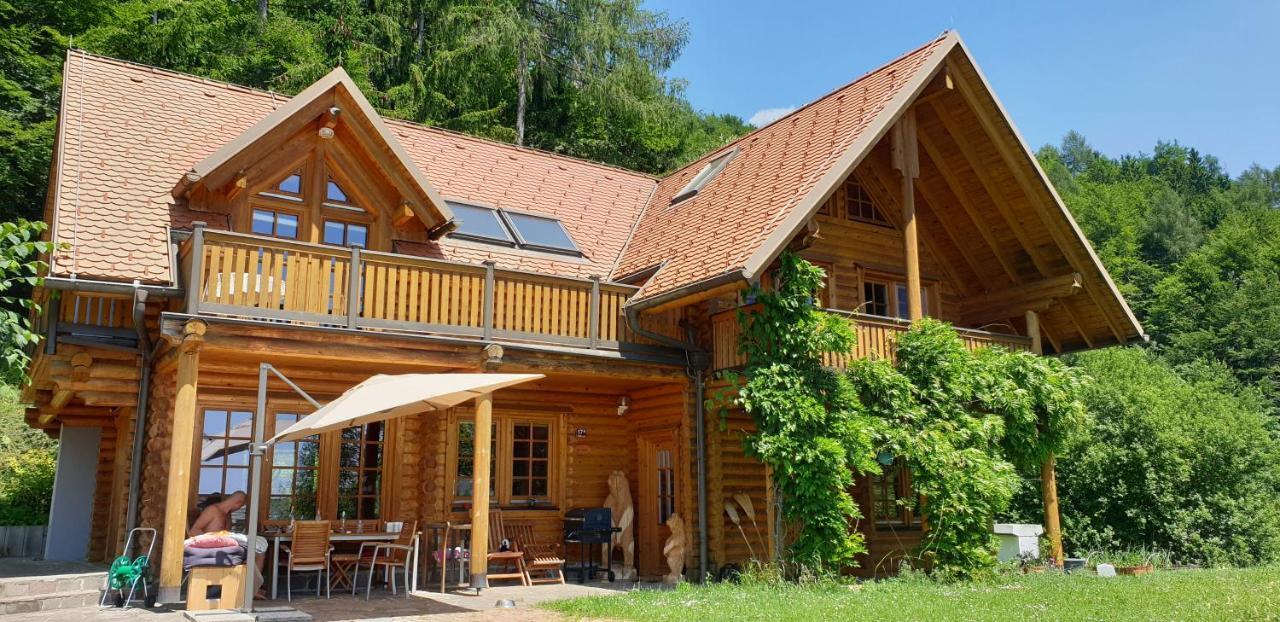 Cosy Spacious Wooden Chalet Na Hrib Stiska Vas Exteriér fotografie